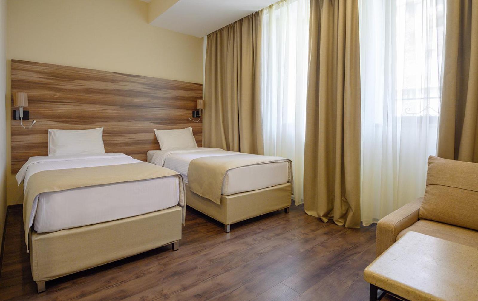 Nacho Hotel Erevan Esterno foto