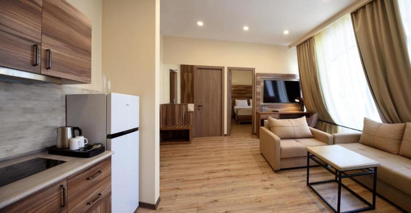 Nacho Hotel Erevan Esterno foto
