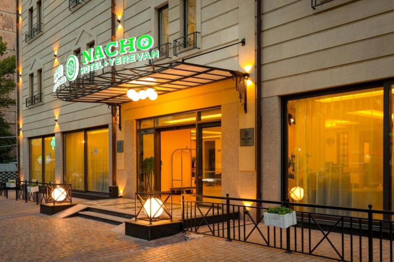Nacho Hotel Erevan Esterno foto